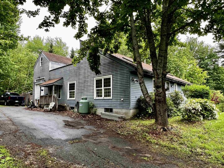Property Photo:  6 Davis Drive  NH 03225 