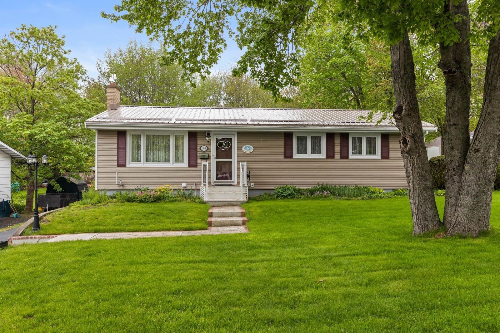 Property Photo: 100 Skyridge Avenue NS B4C 1R2