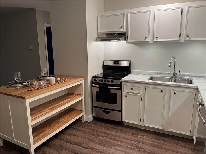 Property Photo: 150 Skaha Place 201 BC V2A 7K1