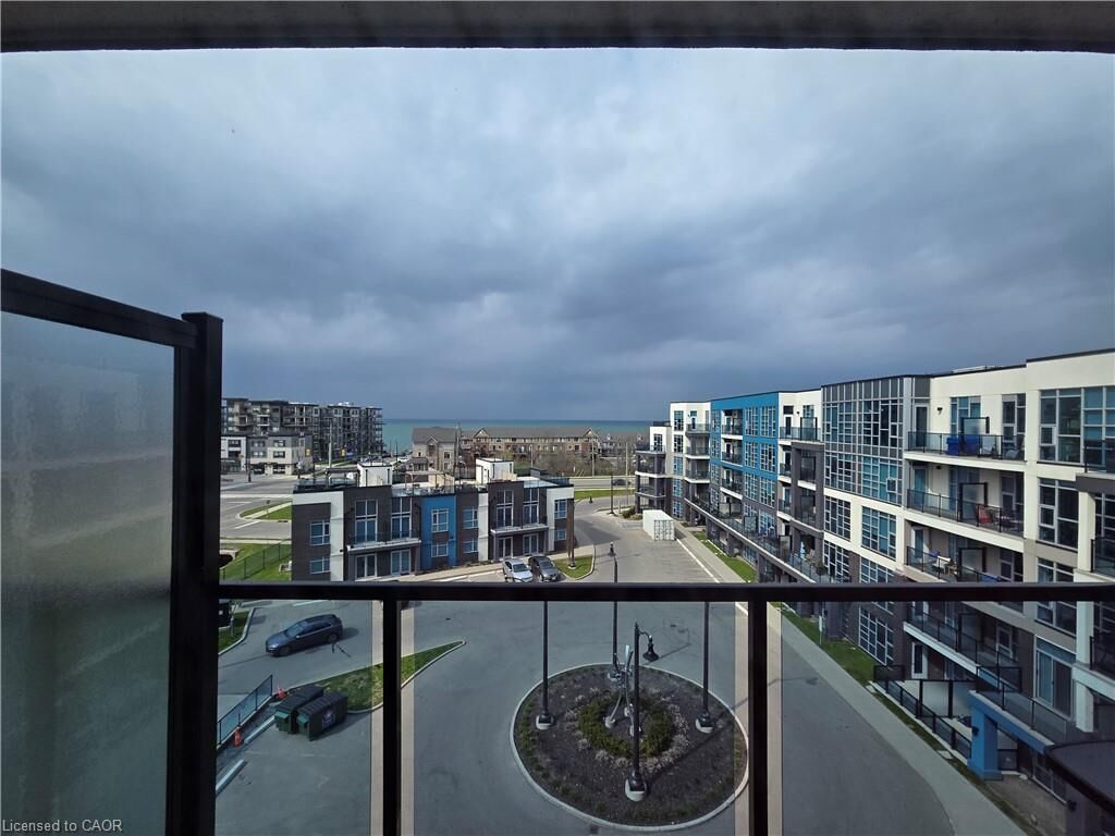 Property Photo: 10 Concord Place 521 ON L3M 0G6