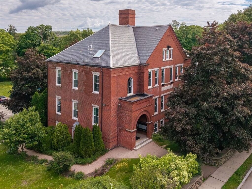 Property Photo: 160 Salem Street 201 MA 01835