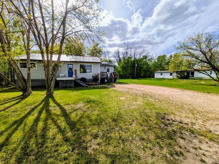 Property Photo: 4814 52 Street AB T0H 1H0