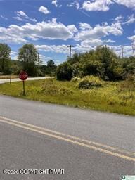 Property Photo:  25 Beltzville Drive  PA 18235 