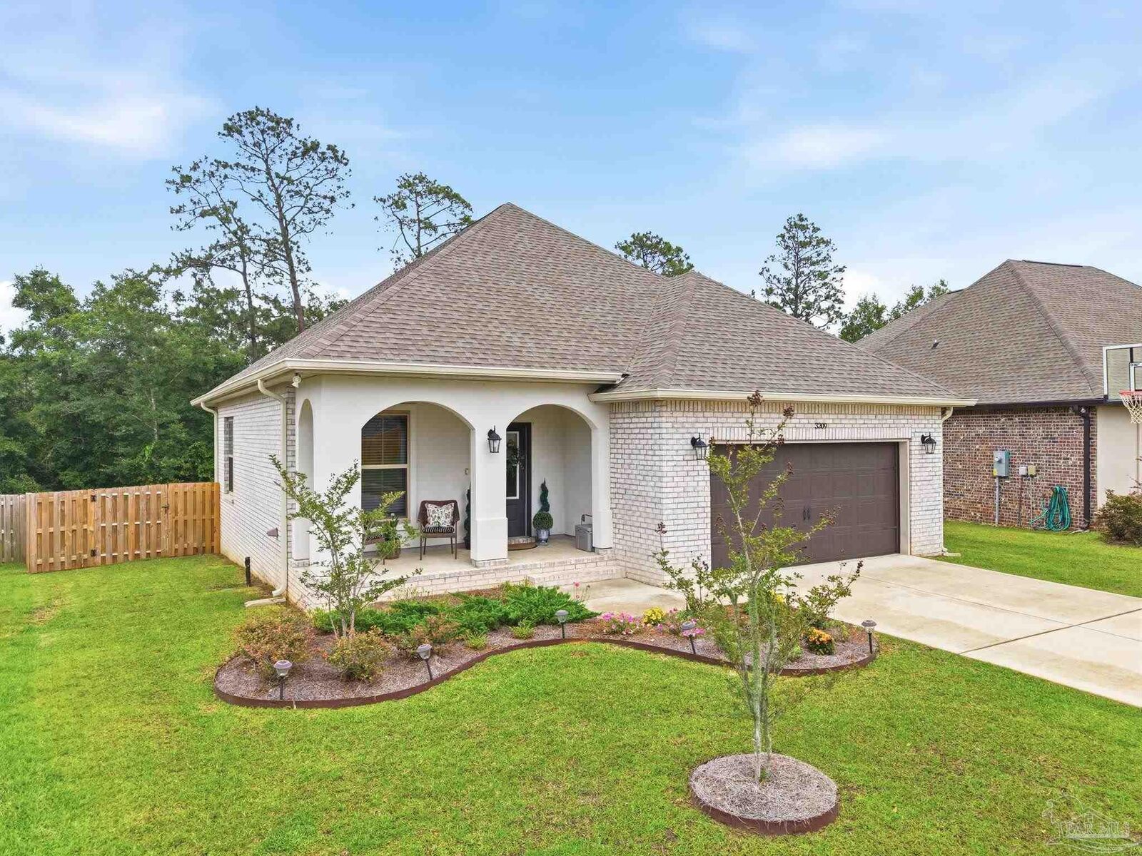 Property Photo:  3209 Mountain Laurel Tr  FL 32533 