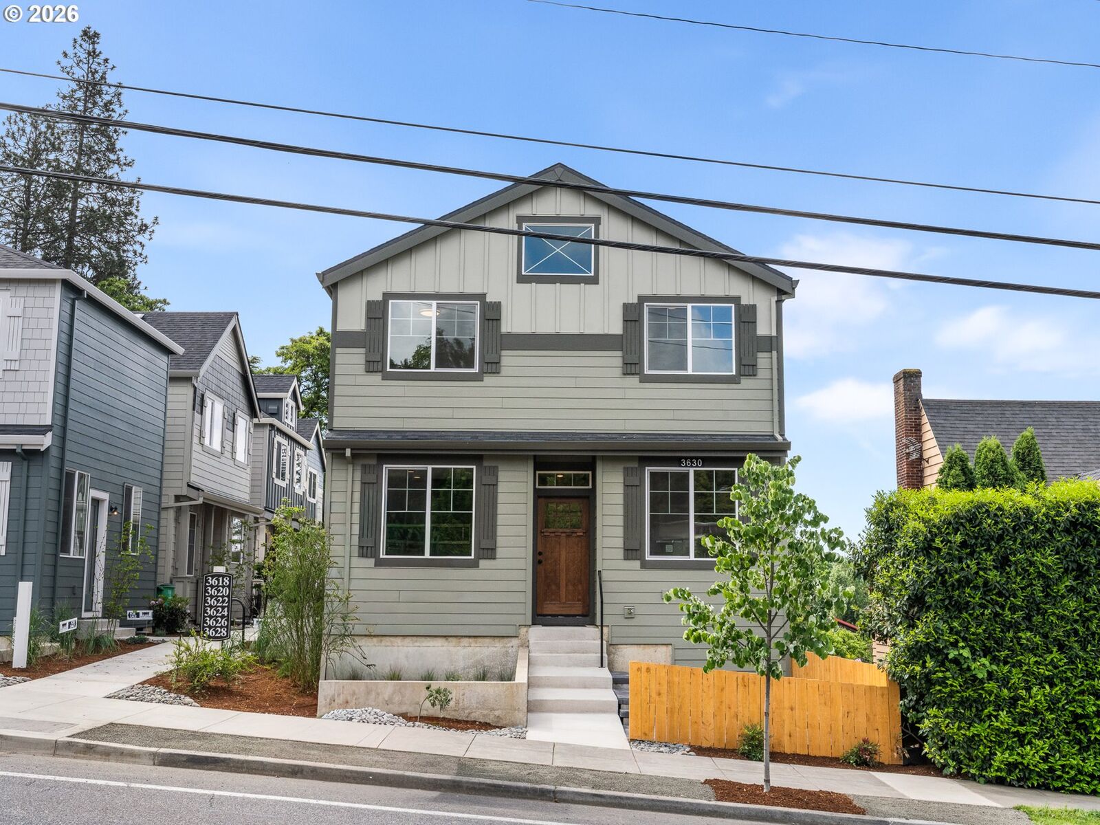 Property Photo:  3630 SW Vermont St  OR 97219 