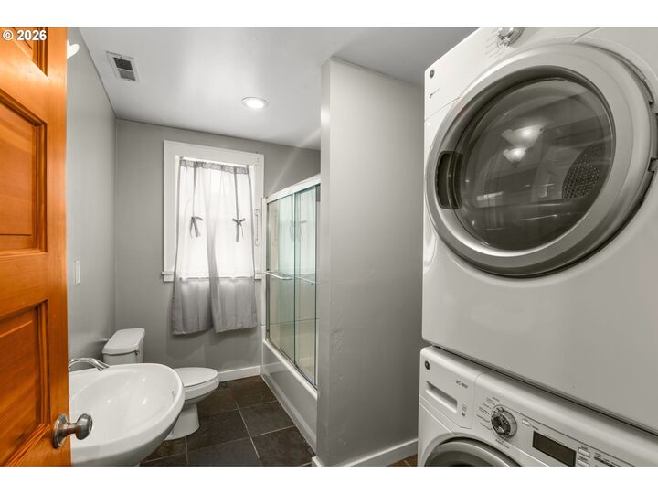 Property Photo:  4836 SW Coronado St  OR 97219 