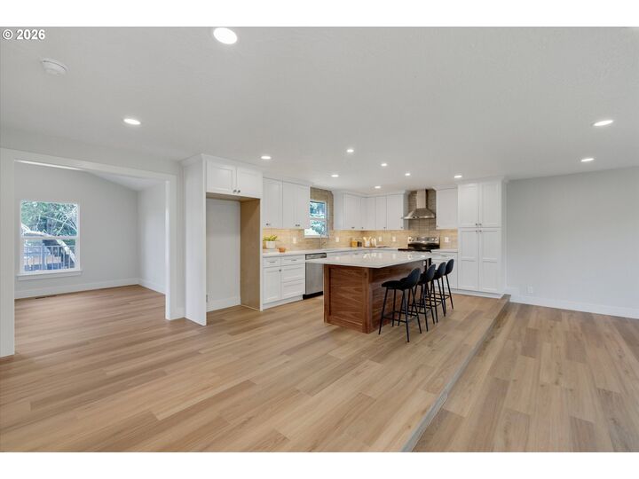Property Photo:  14251 Caufield Rd  OR 97045 