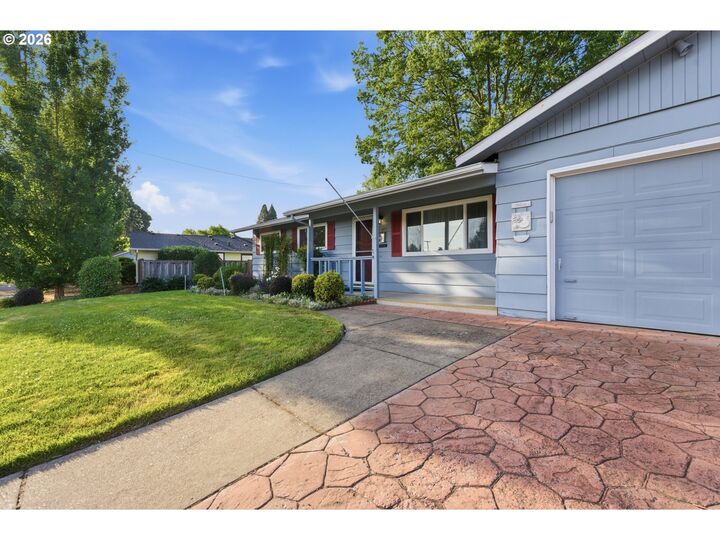 Property Photo:  13045 SW Castlewood St  OR 97005 