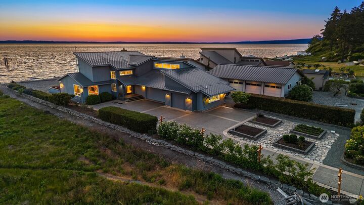 Property Photo:  309  Seascape Dr.  WA 98282 
