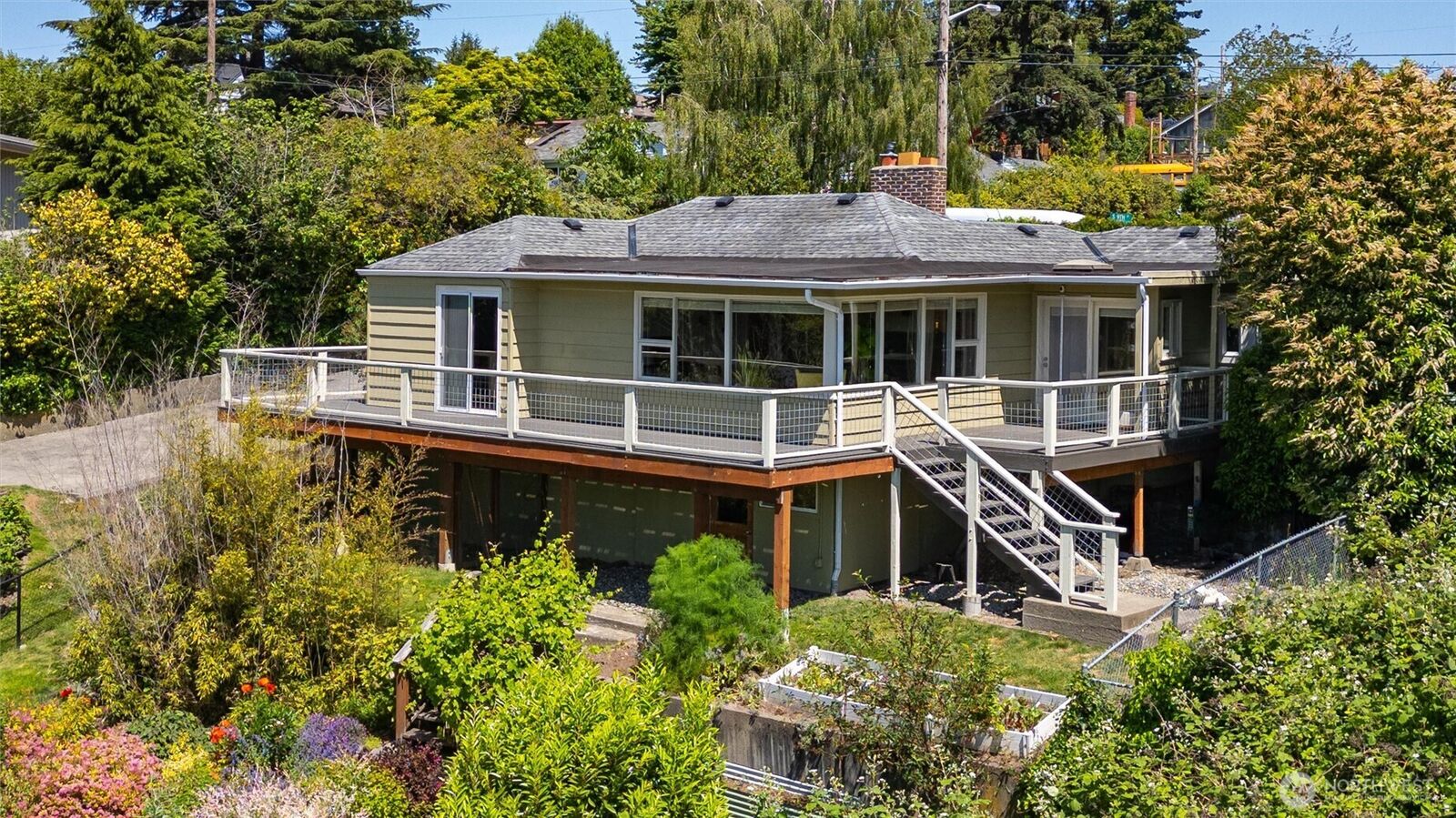 Property Photo:  903 S  9th Street  WA 98274 