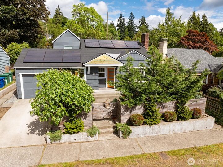 Property Photo: 7264 27th Avenue NE WA 98115