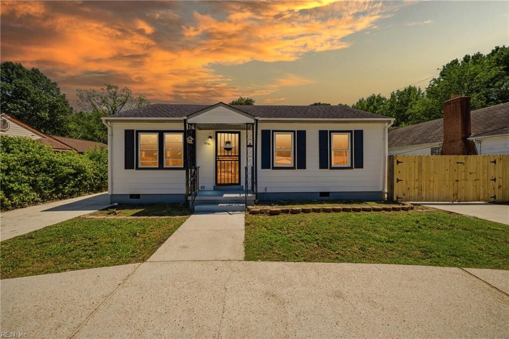 Property Photo: 2241 Tennessee Dr VA 23323