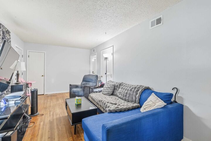 Property Photo:  3108 W Dora St  KS 67213-1521 