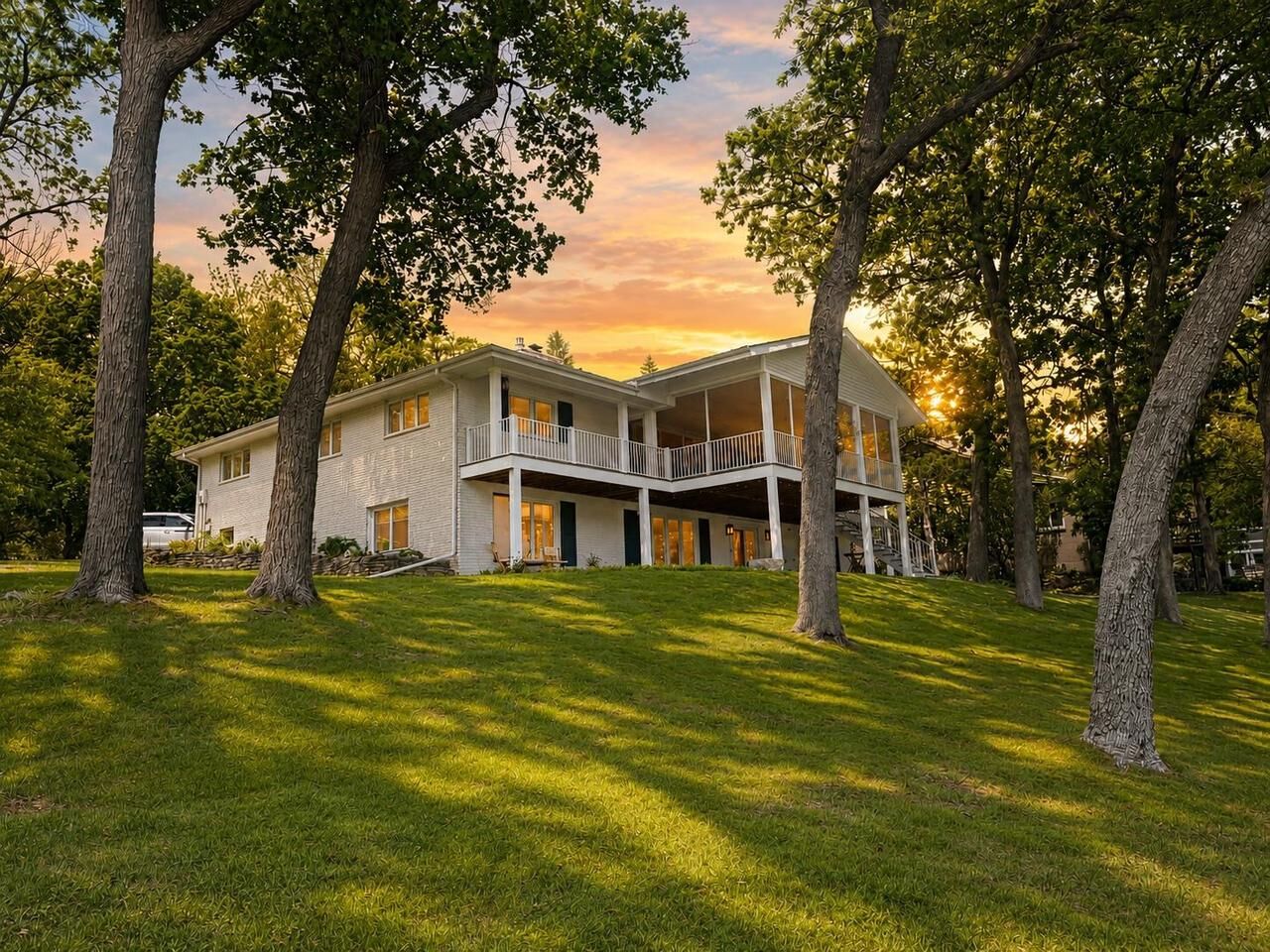 Property Photo:  334 Forest Avenue  WI 54941 