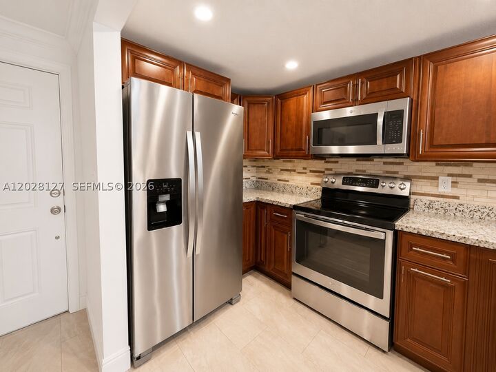 Property Photo:  1901 NW S River Dr 5A  FL 33125 