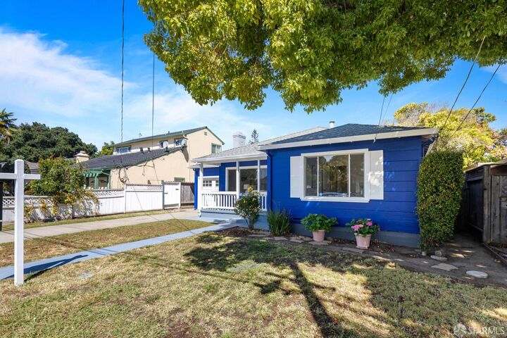 Property Photo:  1028 Cherry Street  CA 94070 