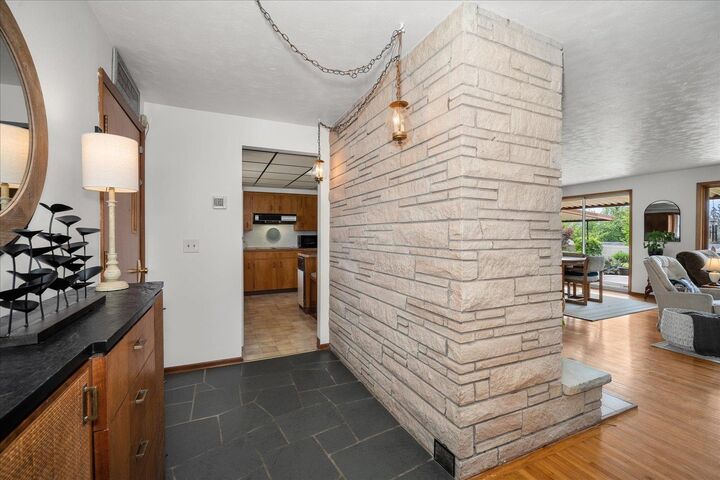 Property Photo:  5907 N Fleming St  WA 99205 