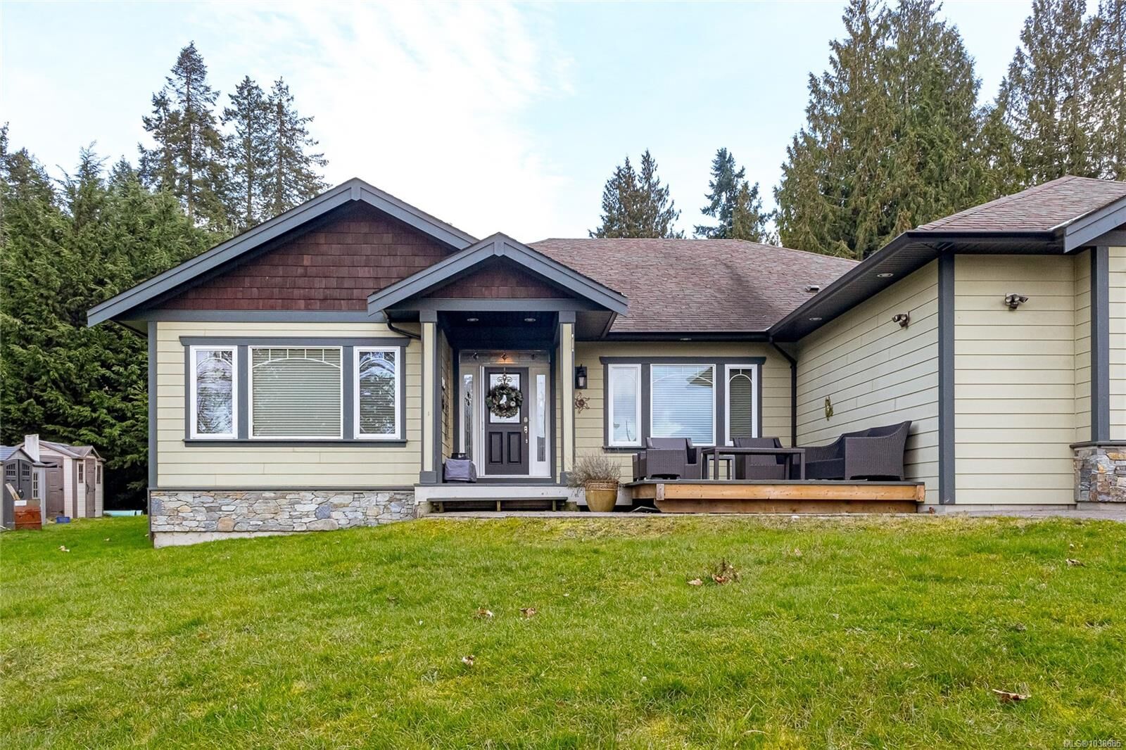 Property Photo: 10115 Chemainus Rd BC V0R 1K2