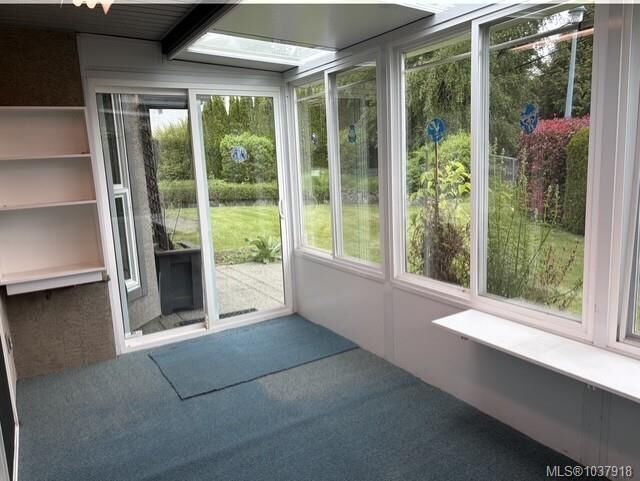 Property Photo: 1473 Garnet Rd #14 BC V8P 5T5