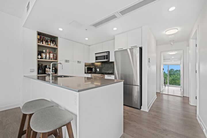 Property Photo: 1401 Hunter Street 807 BC V7J 0E2