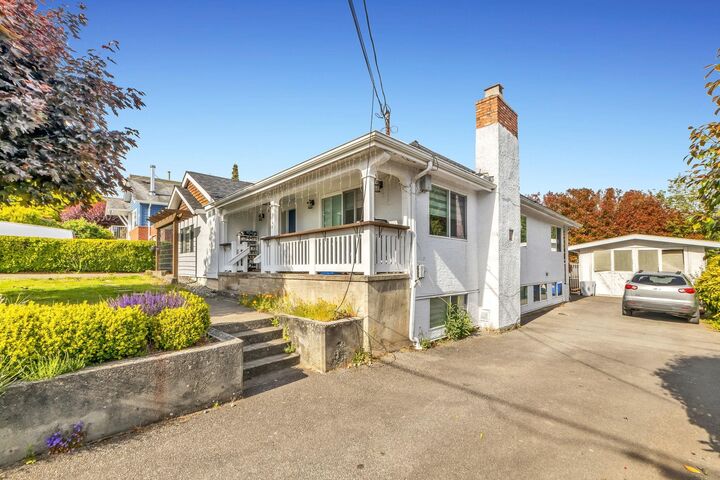 Property Photo: 1154 Finlay Street BC V4B 4K8