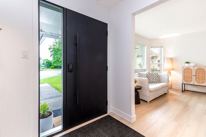 Property Photo: 45995 Ivy Avenue BC V2R 2C5