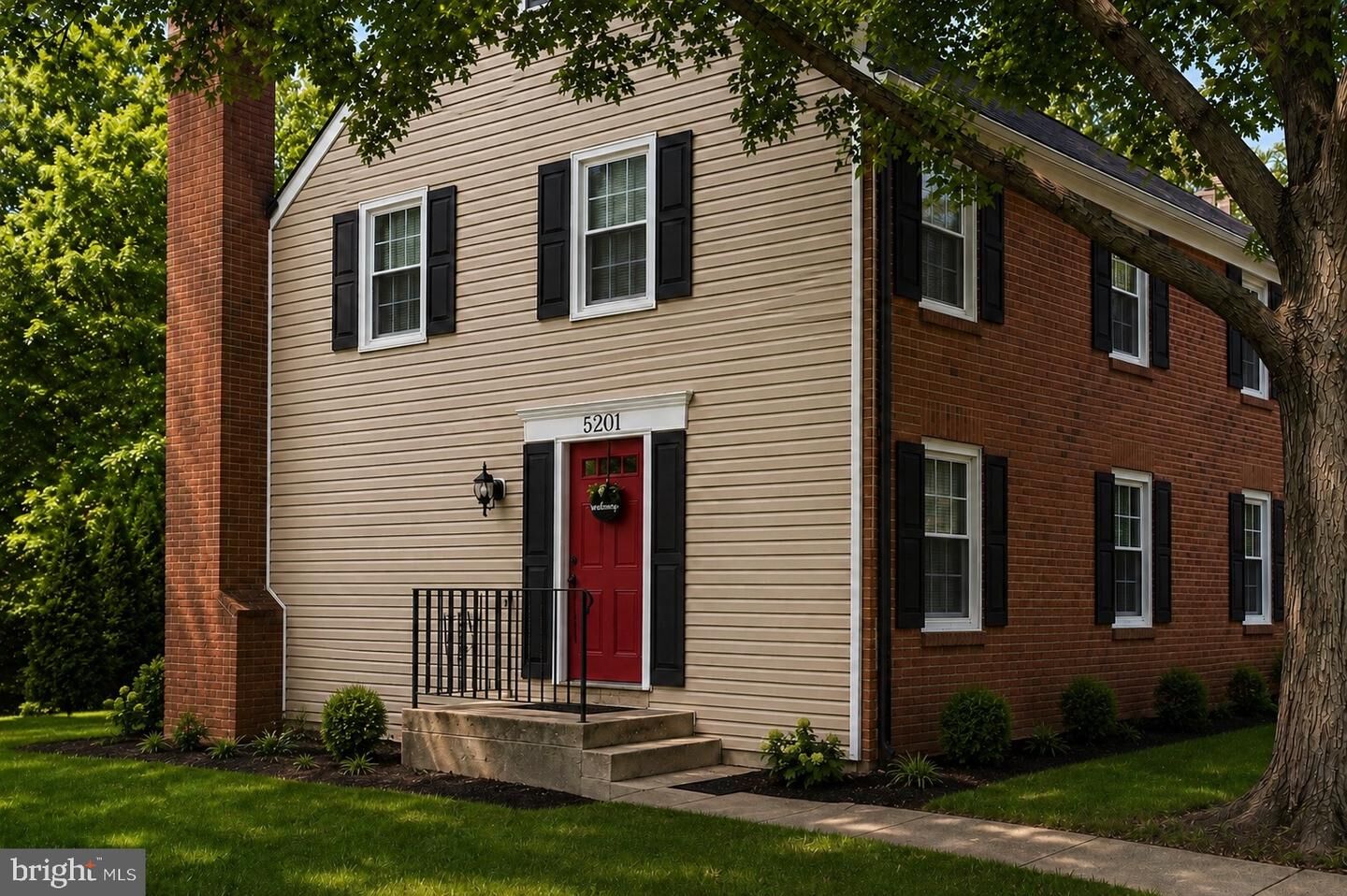 Property Photo:  5201 Lonsdale Drive  VA 22151 