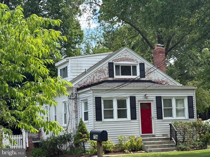 Property Photo:  736 Dennis Avenue  MD 20901 