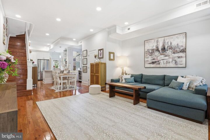 Property Photo:  18 Randolph Place NW  DC 20001 