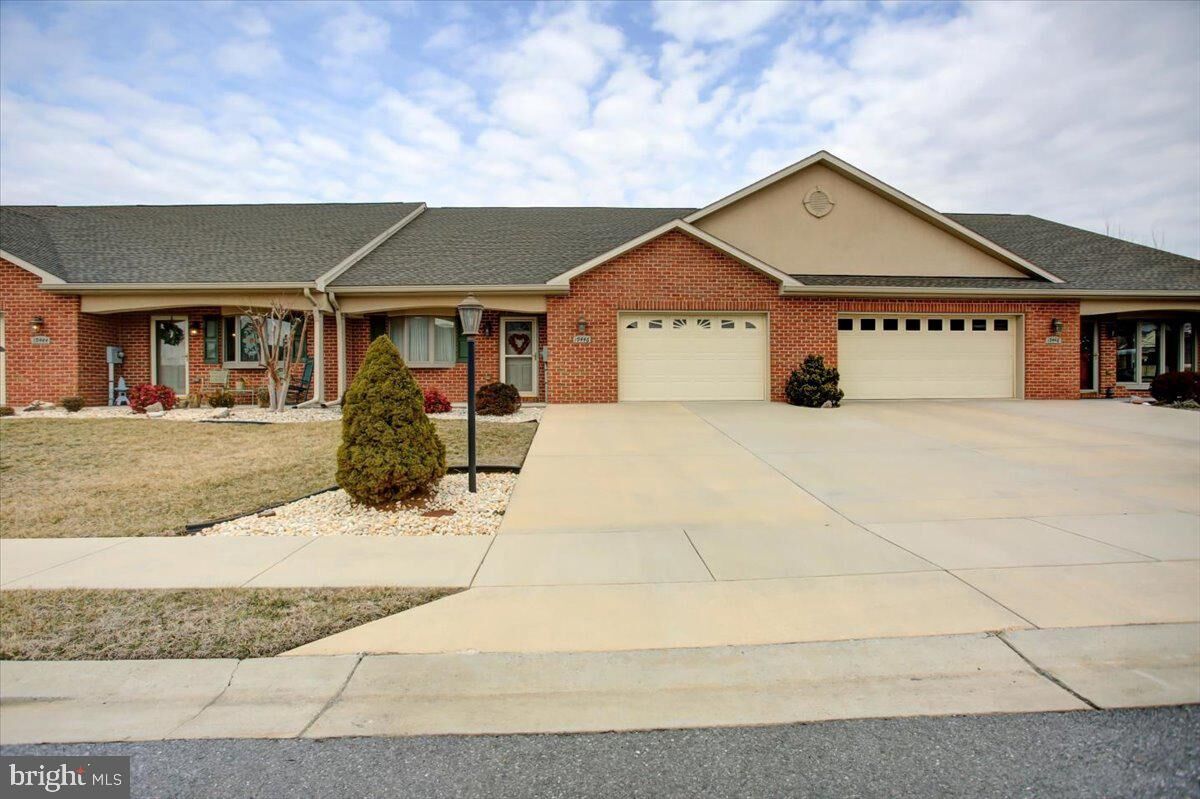 Property Photo: 19446 Sapphire Drive MD 21742