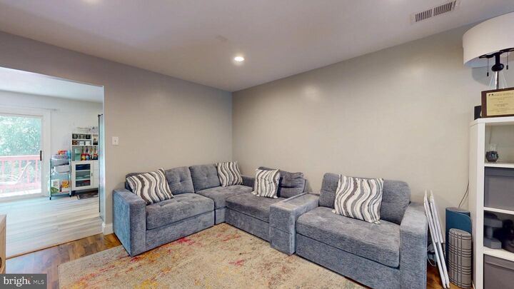Property Photo: 7629 Arbory Court 68 MD 20707