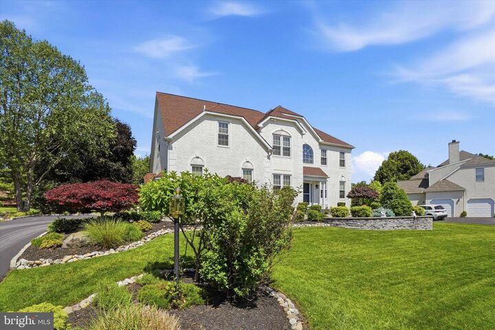 Property Photo:  3 Barleycorn Drive  PA 19008 