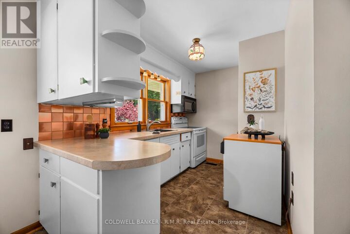 Property Photo:  219 Nickerson Drive  ON K9A 1A4 