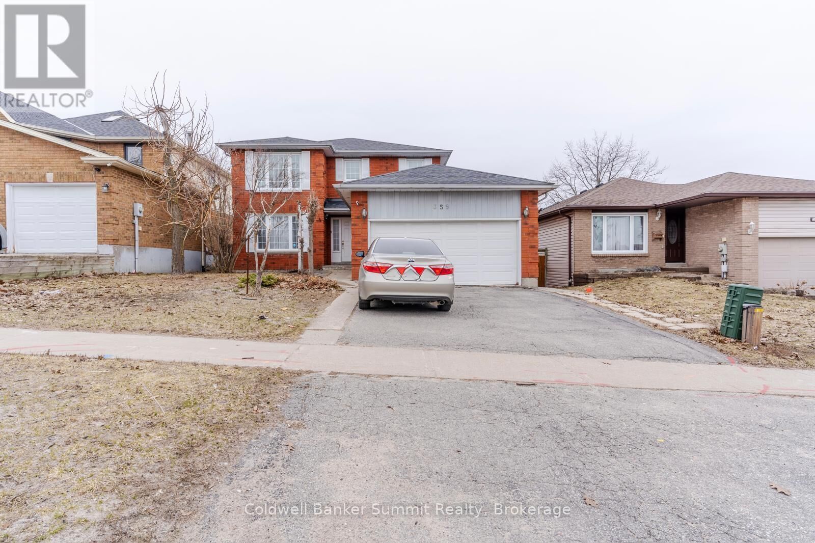 Property Photo: 359 Leacock Drive ON L4N 5S6