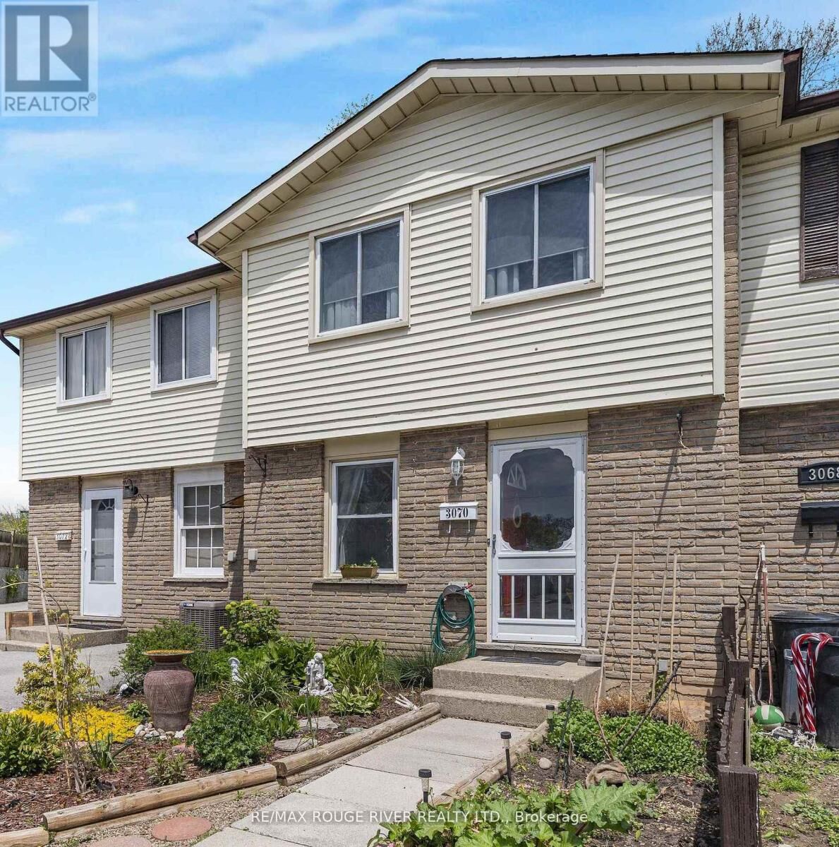 Property Photo: 3070 Empire Place ON L2J 3L8