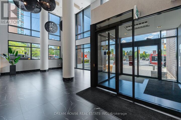 Property Photo:  1350 Ellesmere Road 1011  ON M1P 0G6 