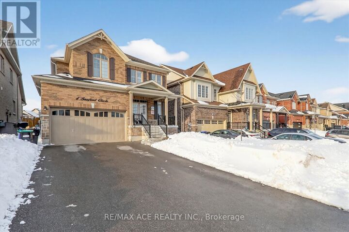 Property Photo: 4 Sanford Circle ON L9X 2A8