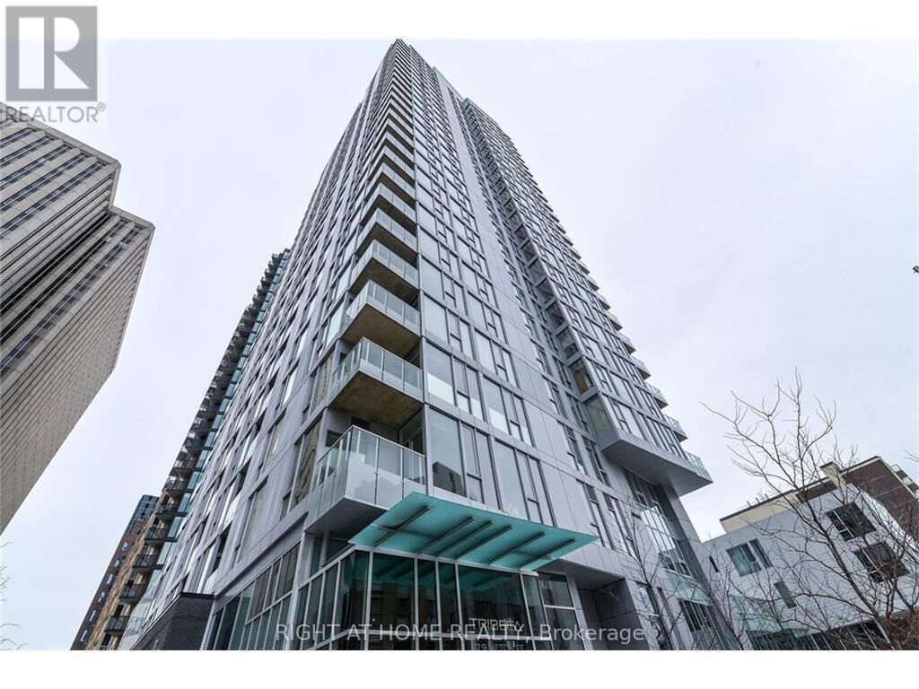 Property Photo: 179 Metcalfe Street 2203 ON K2P 1P7