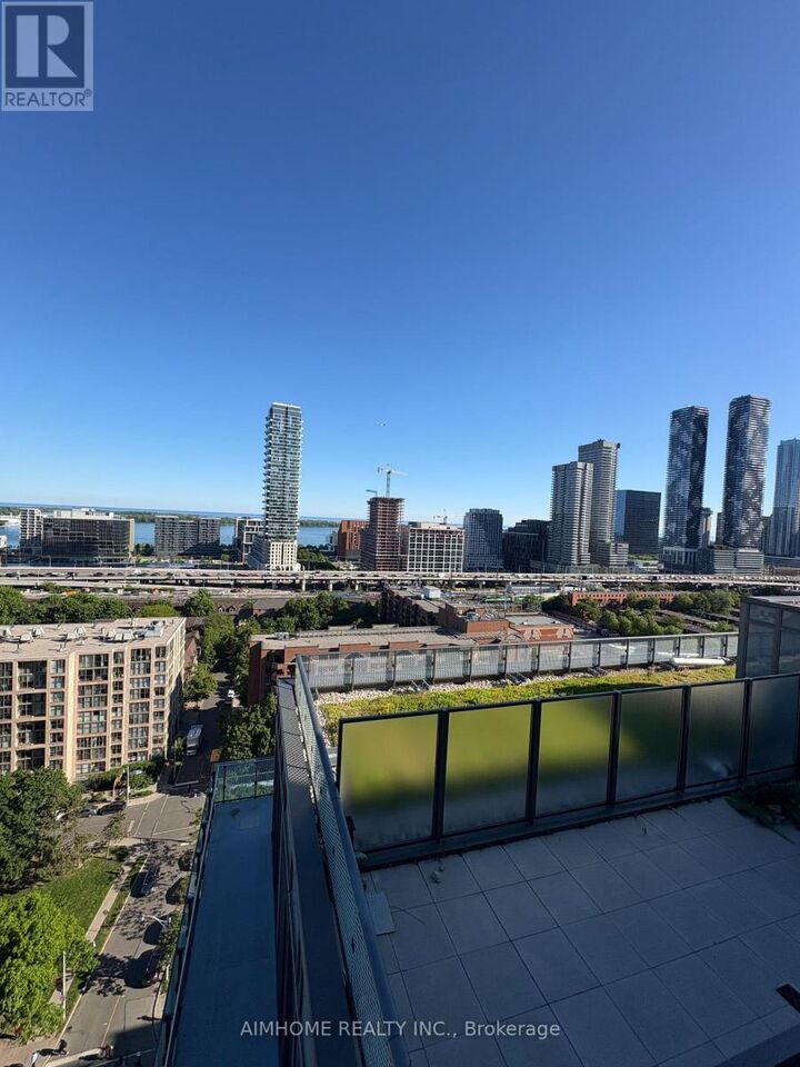 Property Photo: 60 Princess Street 1716 ON M5A 2C7
