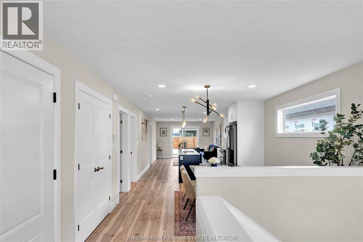 Property Photo:  240 Ironwood Trail  ON N7M 0V6 