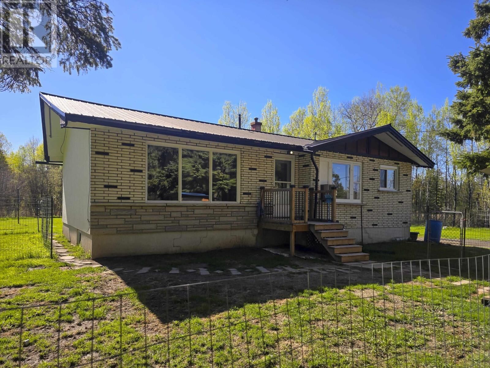 Property Photo:  6301 Loch Lomond Rd  ON P7K 1C1 