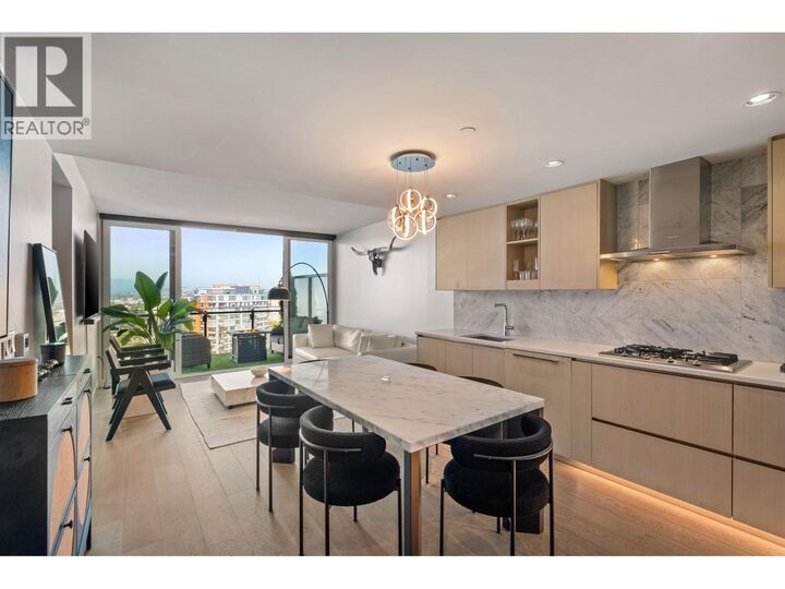 Property Photo:  89 Nelson Street 2916  BC V6Z 0E7 