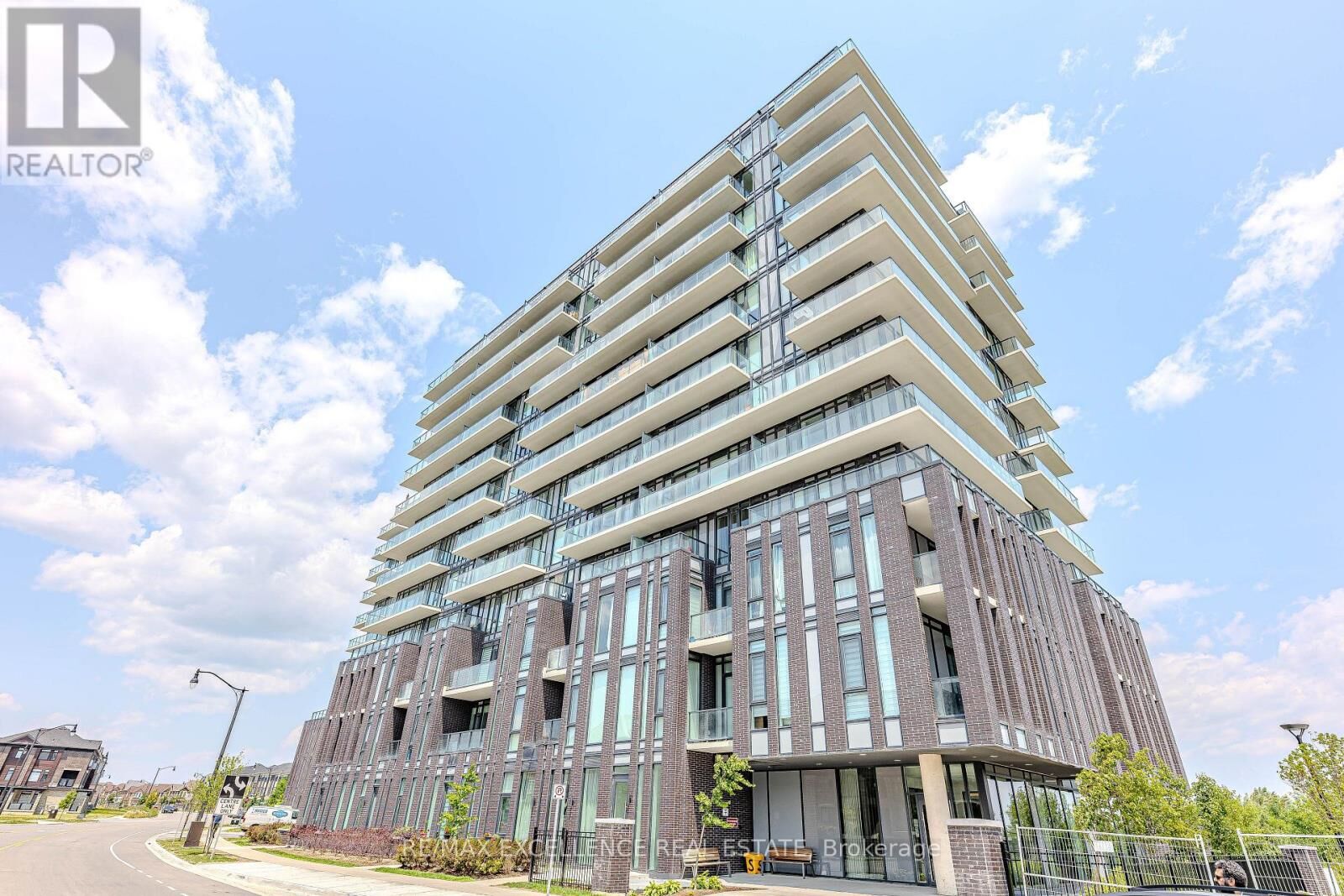Photo de la propriété:  215 Veterans Drive 1008S  ON L7A 4S6 