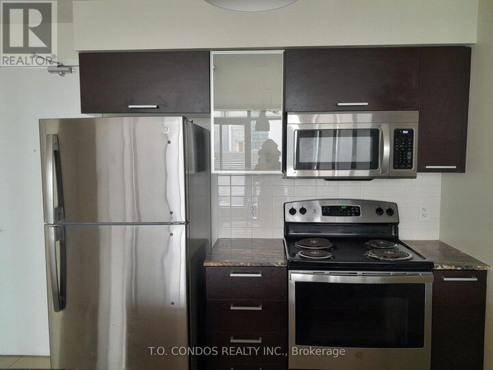 Property Photo: 38 Grenville Street 3801 ON M4Y 1A5