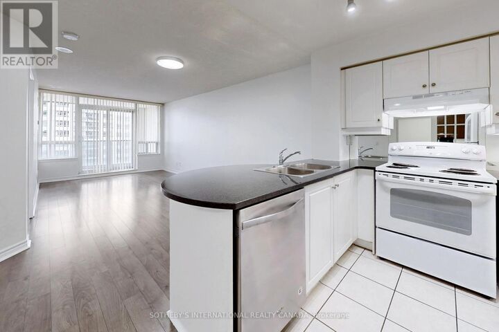 Property Photo: 2 Rean Drive 1310 ON M2K 3B8