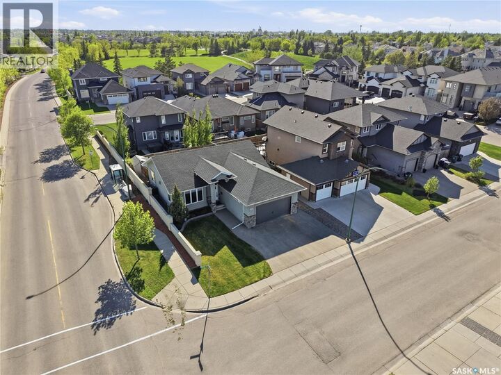 Property Photo:  326 Horlick Crescent  SK S7N 4R5 