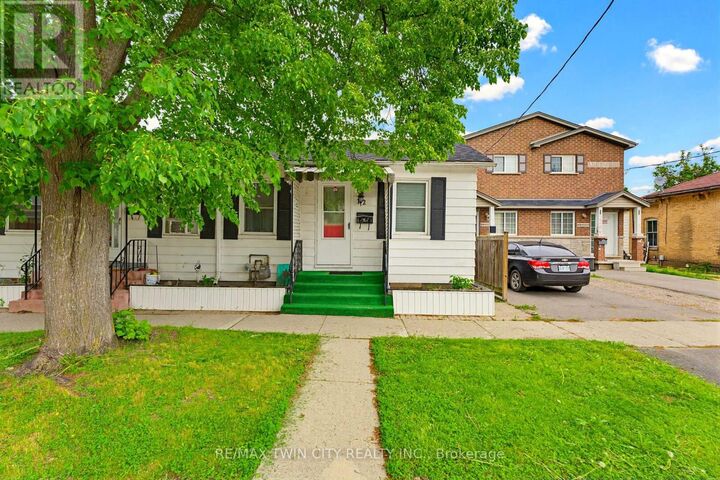 Property Photo:  12 Marlborough Street  ON N3T 2R8 