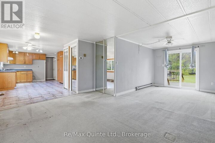 Property Photo:  26 Linden Boulevard  ON K8N 5W9 