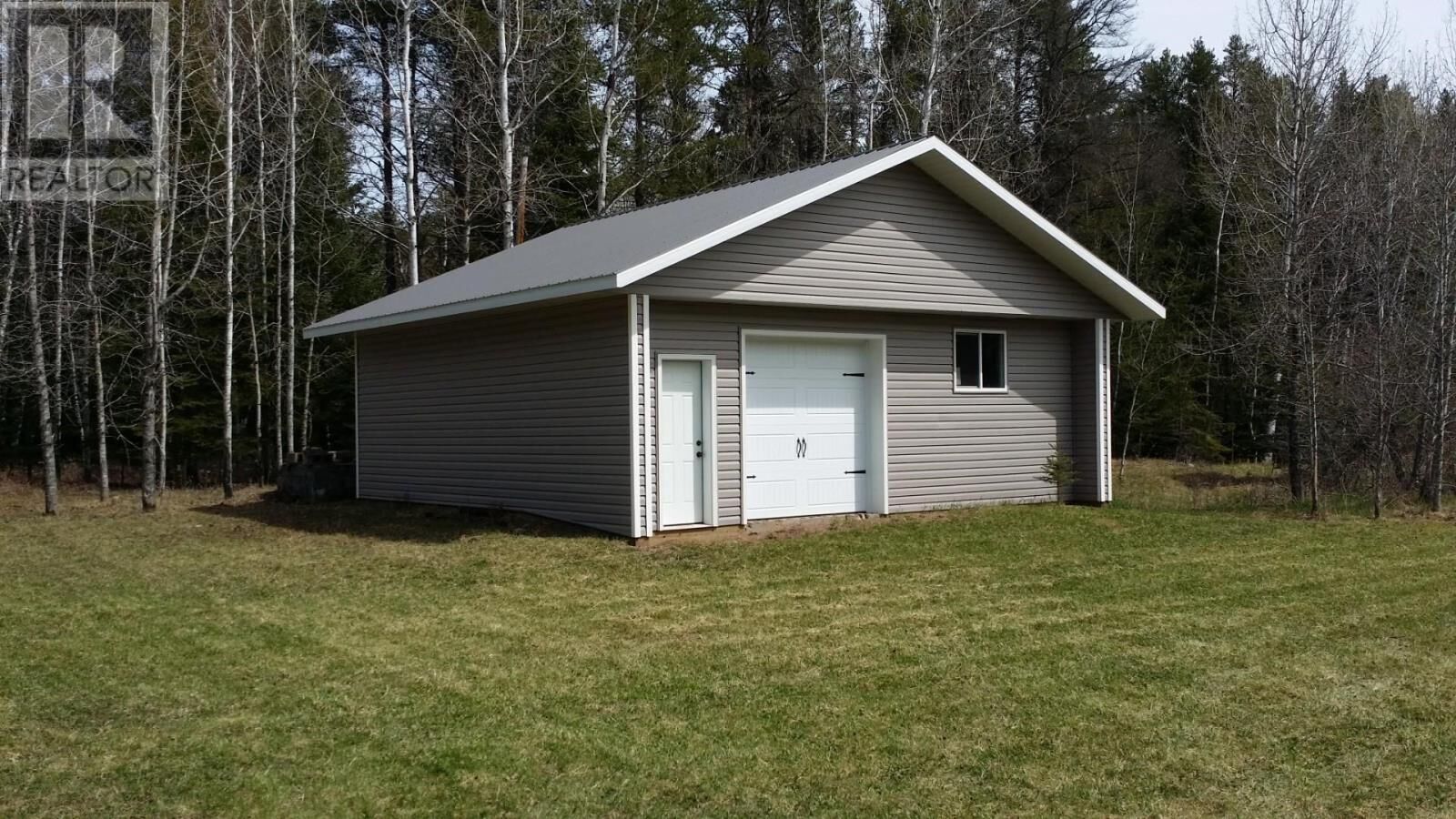 Property Photo:  313 Wappner Rd  ON P7G 1P4 