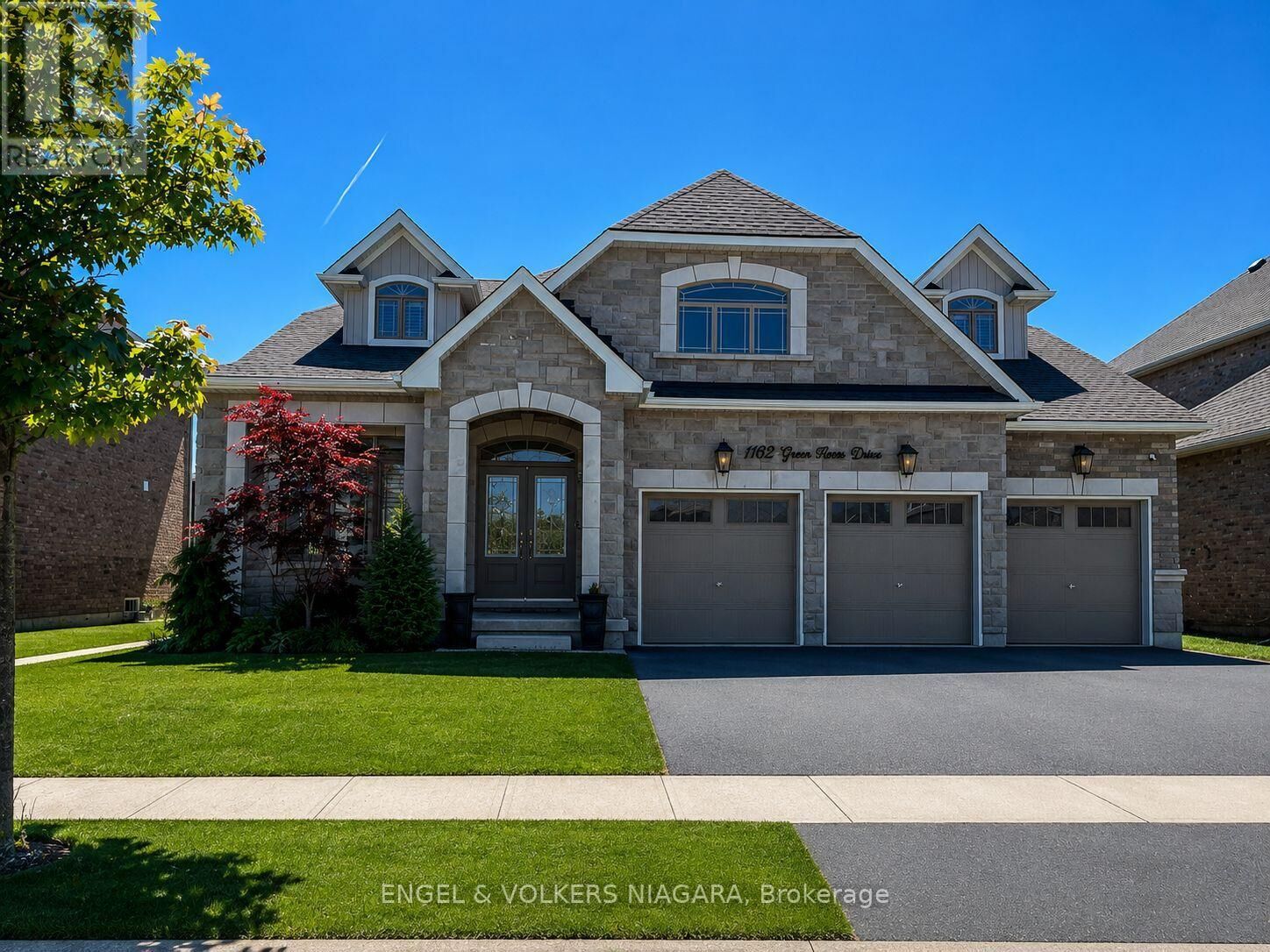 Property Photo: 1162 Green Acres Drive ON L2A 5P2